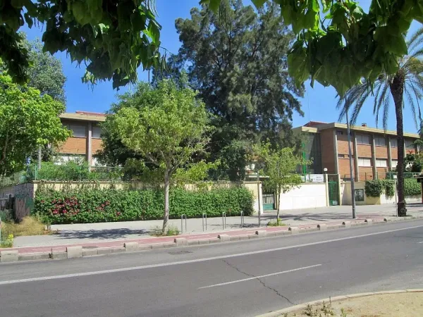 Ies Ramon Llull