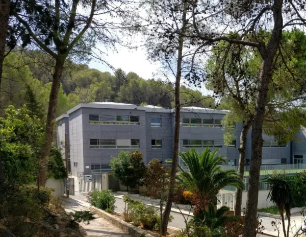 Escola Àngel Guimerà