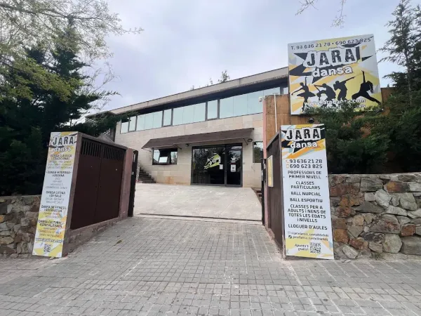 Escola De Dansa Municipal De Castelldefells