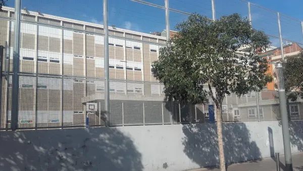Escola Víctor Català