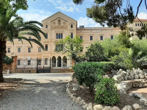 Escola Pia De Vilanova I La Geltrú