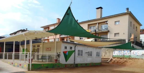 Escola Valldeneu