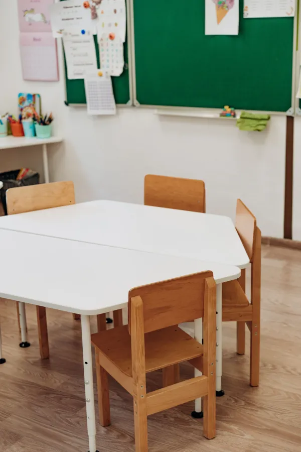 Escola del Far d'Empordà