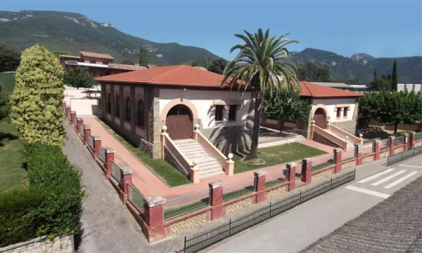 Escola Joan Roura i Parella - ZER El Llierca