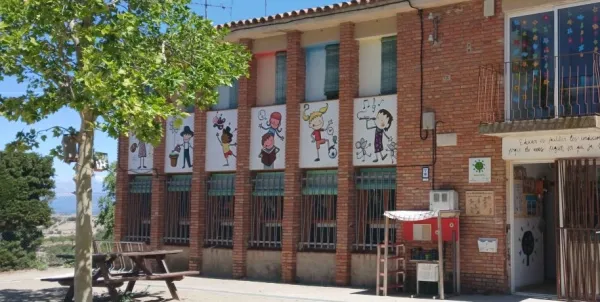 Escola Pere Teixiné - ZER Riu Corb