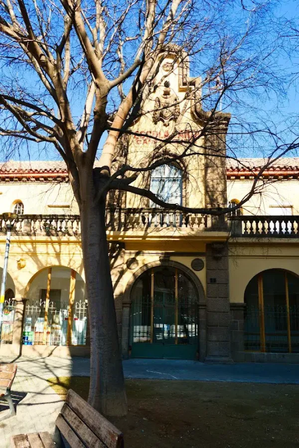 Escola Camps Elisis