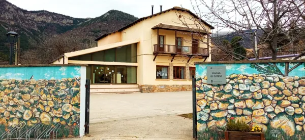 Escola de Tuixent - ZER Urgellet
