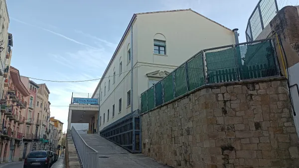 Escola Remolins