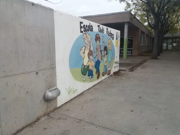 Escola Taula Rodona