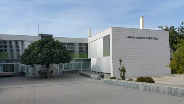 Institut Joan Ramon Benaprès