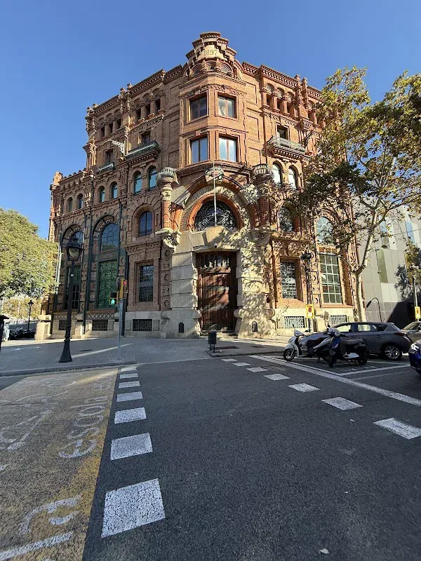 Institut Pau Claris