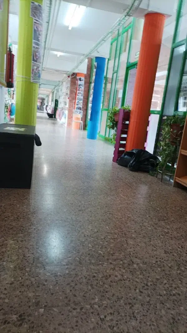 Escola Monsenyor Gibert