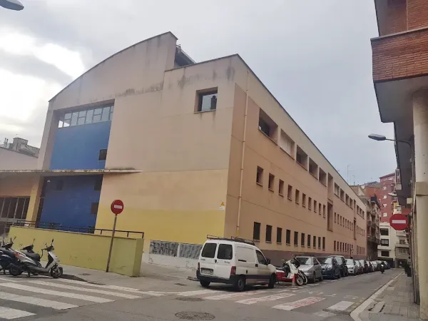 Institut Montserrat Roig