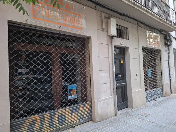 Lazzigags - Escola D'arts Escèniques