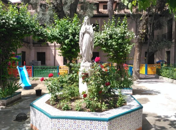 Photo 2