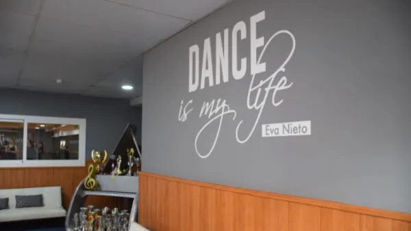 Escola De Dansa Eva Nieto