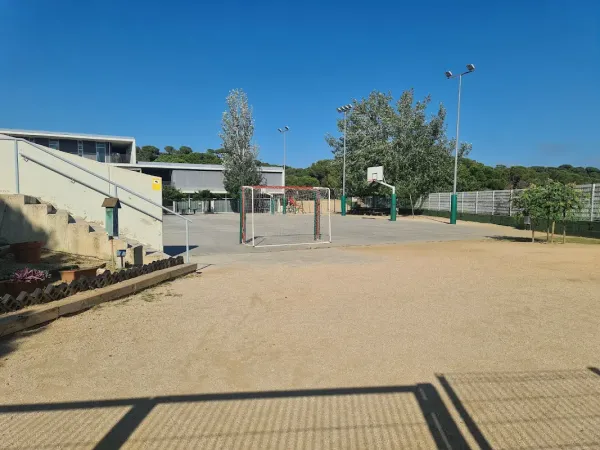 Escola Turó Del Drac