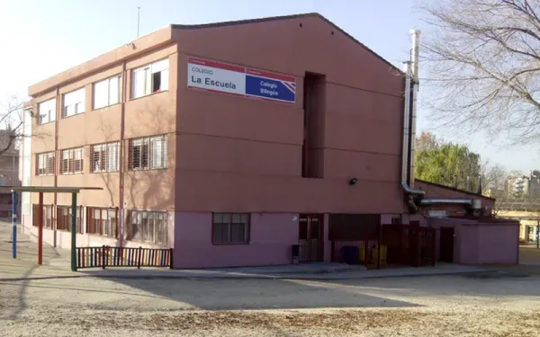 La Escuela