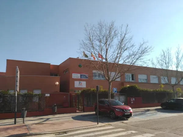 Las Encinas